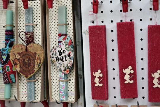 Τι ώρα κλείνουν σήμερα Μ. Πέμπτη τα καταστήματα – Πώς θα λειτουργήσουν μέχρι το Πάσχα